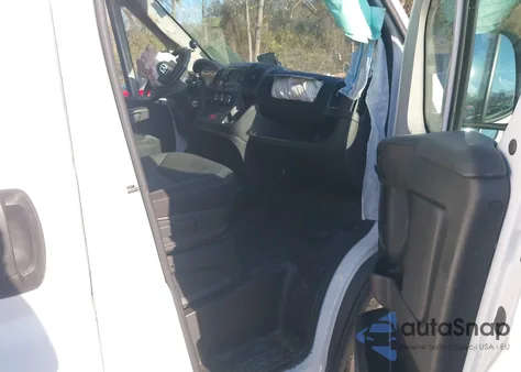 2019 Ram Promaster 1500 Low Roof 136 Wb z USA, uszkodzony, nr VIN 3C6TRVAG8KE526289